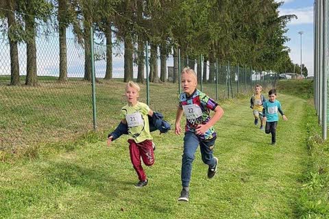Děti na hřišti – Staroměstský zvonkáč 2023